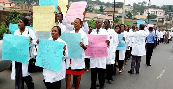 Doctors on strike: FG blames state governments