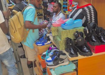 Wice OT sighted selling CDs to promote his music career