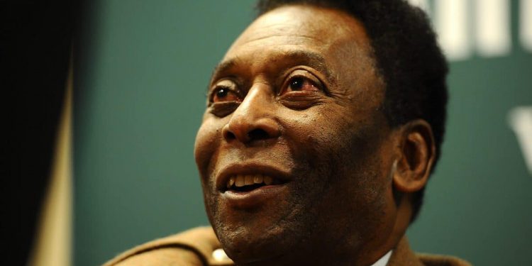 Blatter mourns Pele, describes Brazil legend as greatest footballer