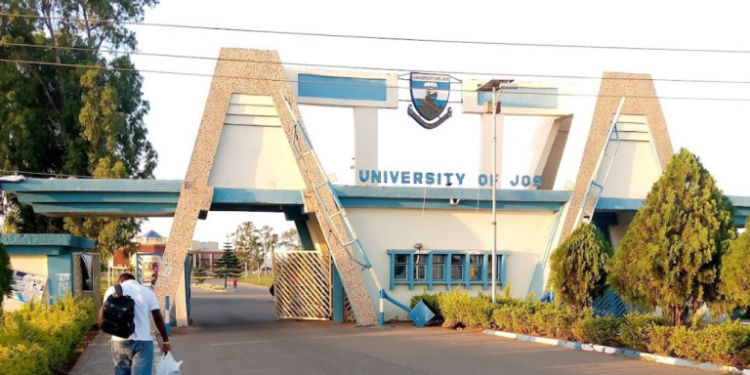 UNIJOS sets tuition fees at N110,000 for returning students and N140,000 for new students.