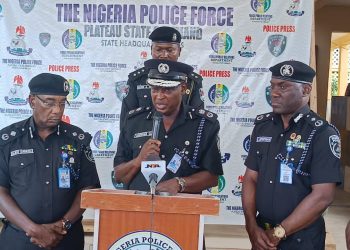 Plateau Police Parades Suspected Suicide Bomber and Other Criminals