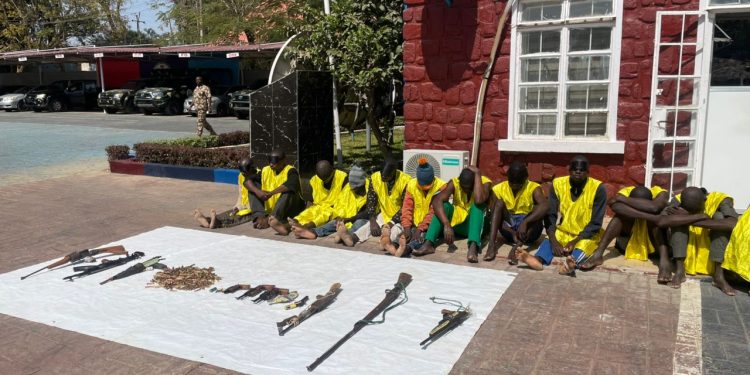 Operation Golden Peace: Troops Neutralize Criminals, Rescue Victims, and Pledge to Restore Stability