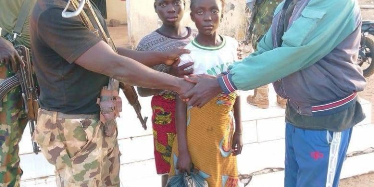 Troops of 3 Division/Operation Safe Haven Neutralize Kidnappers, Arrest Gunrunners in Kaduna and Plateau