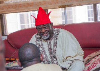 Long Goemai Praises Shendam LG Chairman, Hon. Nshe, for Launching Solar Project to Tackle Electricity Shortage