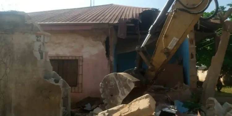 Imo State Govt Demolishes EEDC District Office, Whisk Manager Away