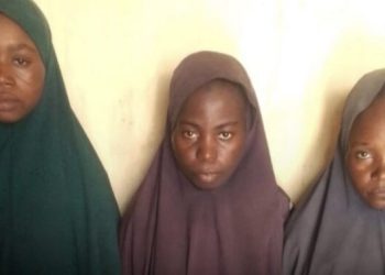 Nigerian Troops Arrest Three Suspected Female ISWAP Collaborators in Borno